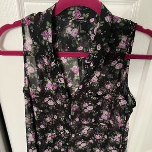 Forever 21 floral sleeveless top size S